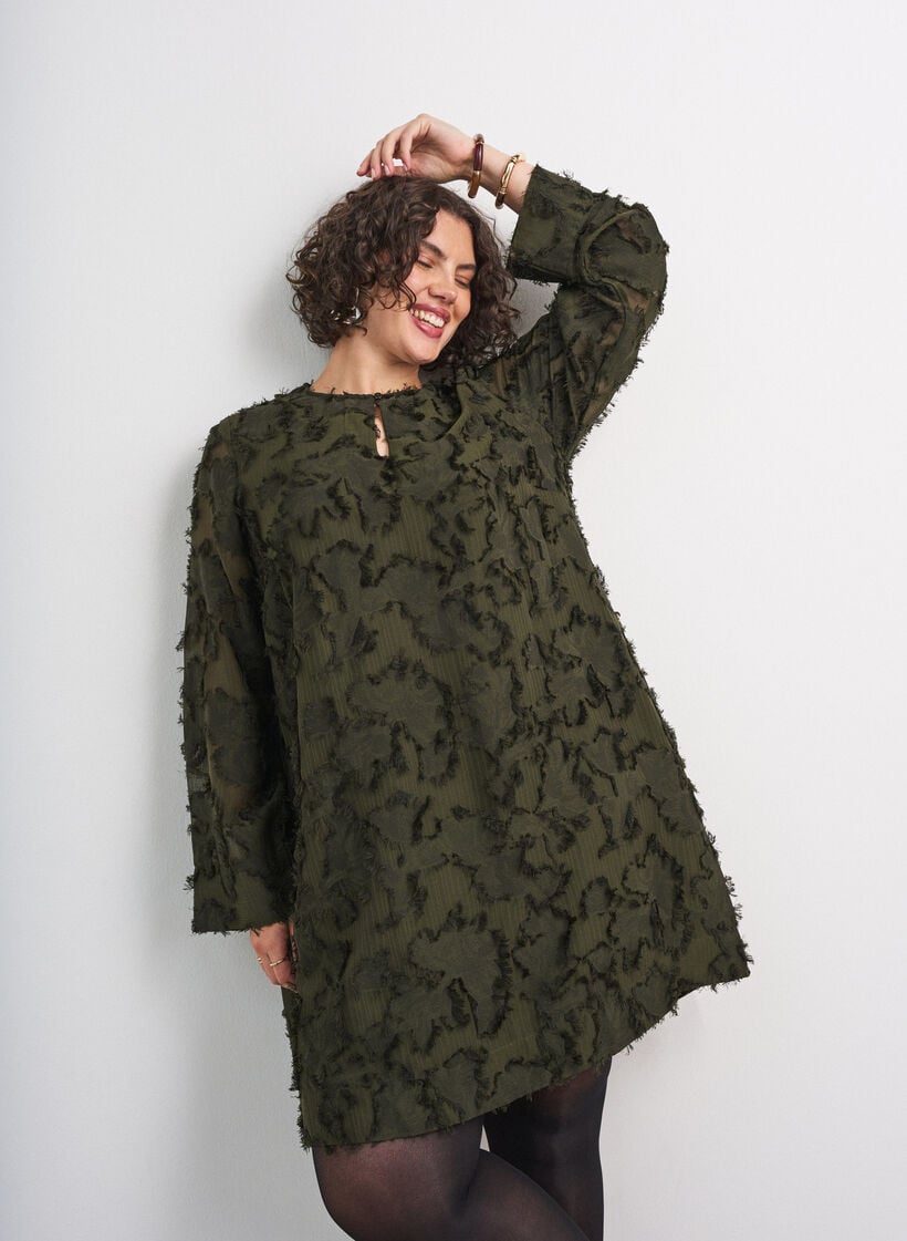 Dress with fringed threads and texture, Green, Model image number 0
