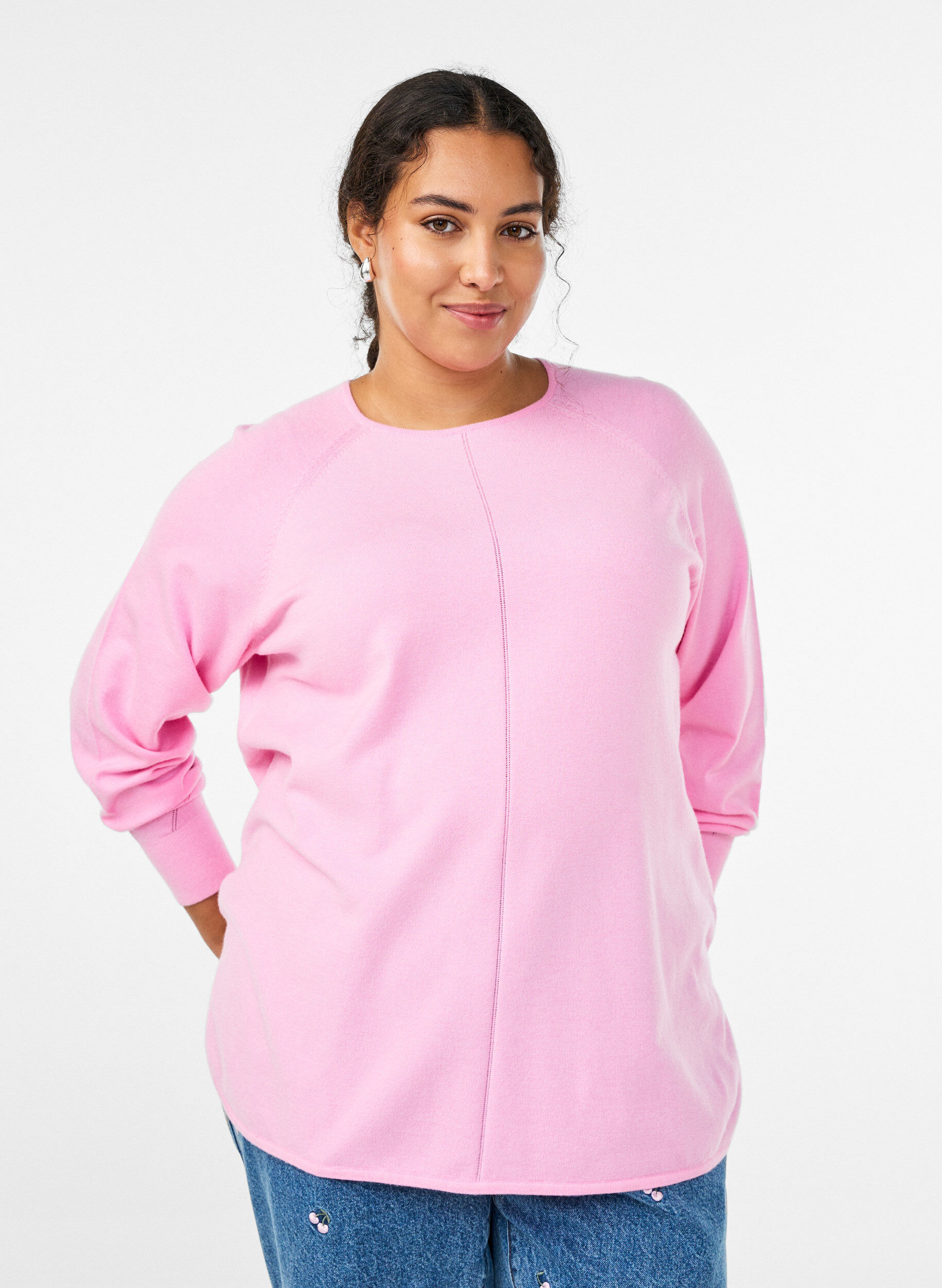 Knit blouse with round neck and knitted pattern, Pink, Model