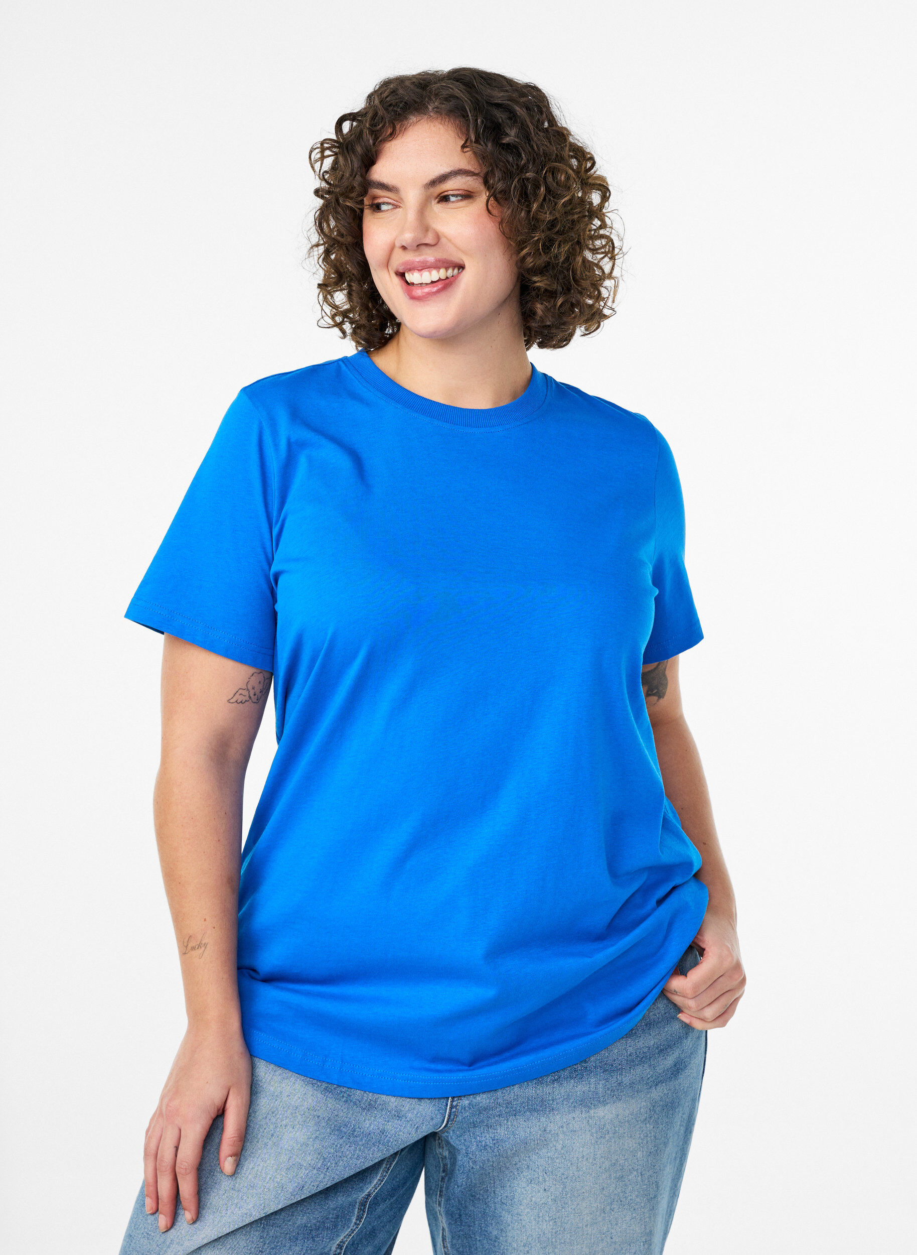 Basic cotton T-shirt with round neck, Blue, Model