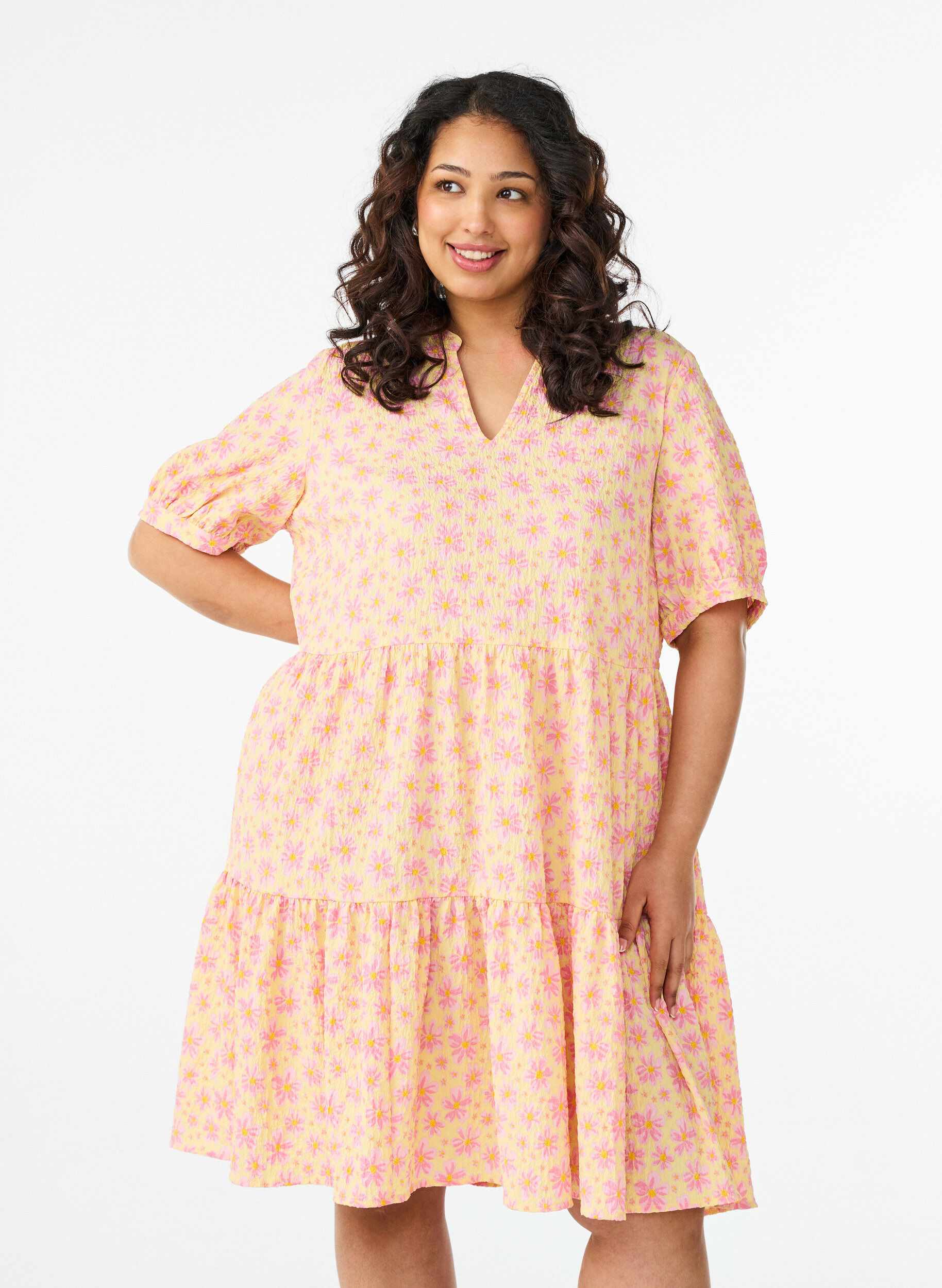 Short A-line dress, Yellow, Model