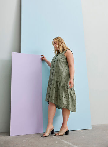 Shirt dress with broderie anglaise, Agave Green, Image image number 0