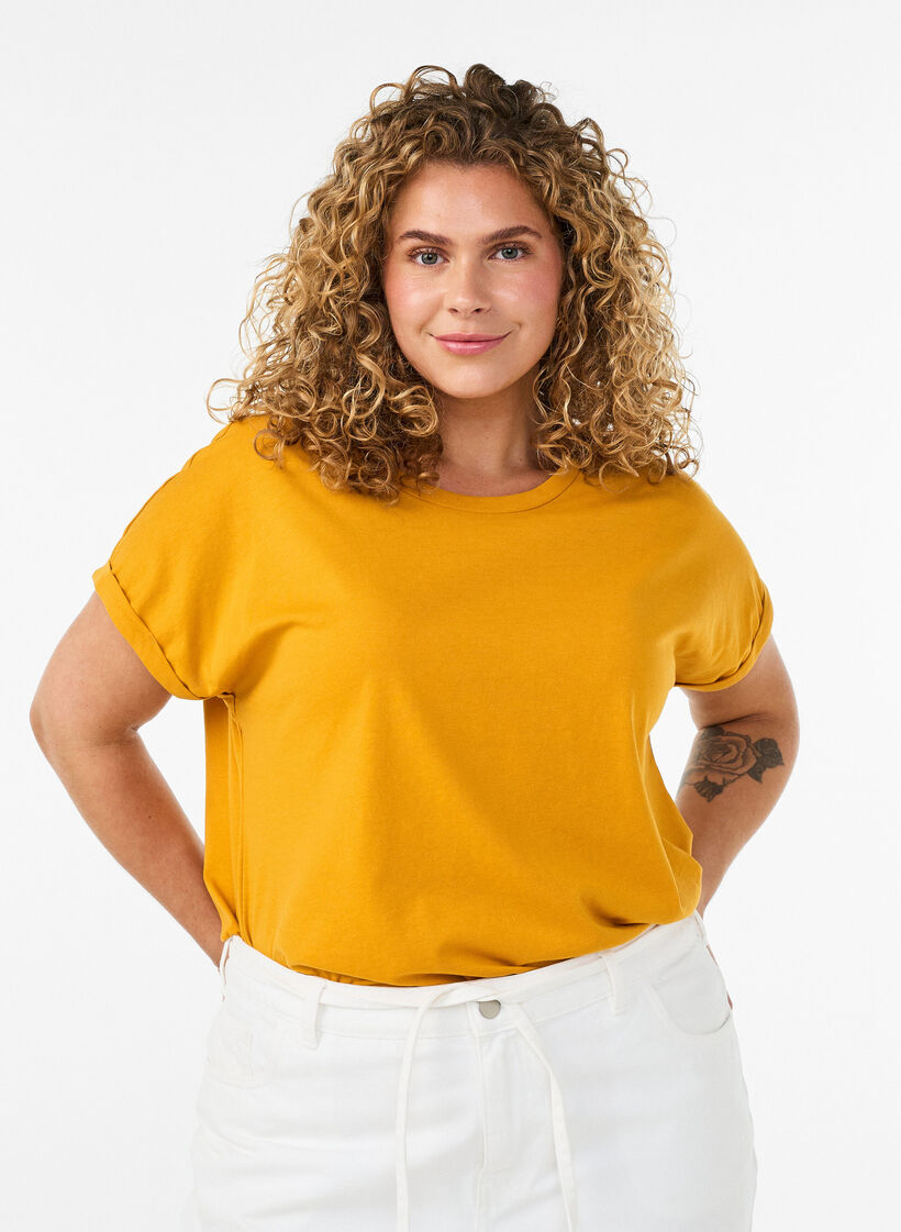 Short-sleeved cotton blend T-shirt, Yellow, Model image number 0