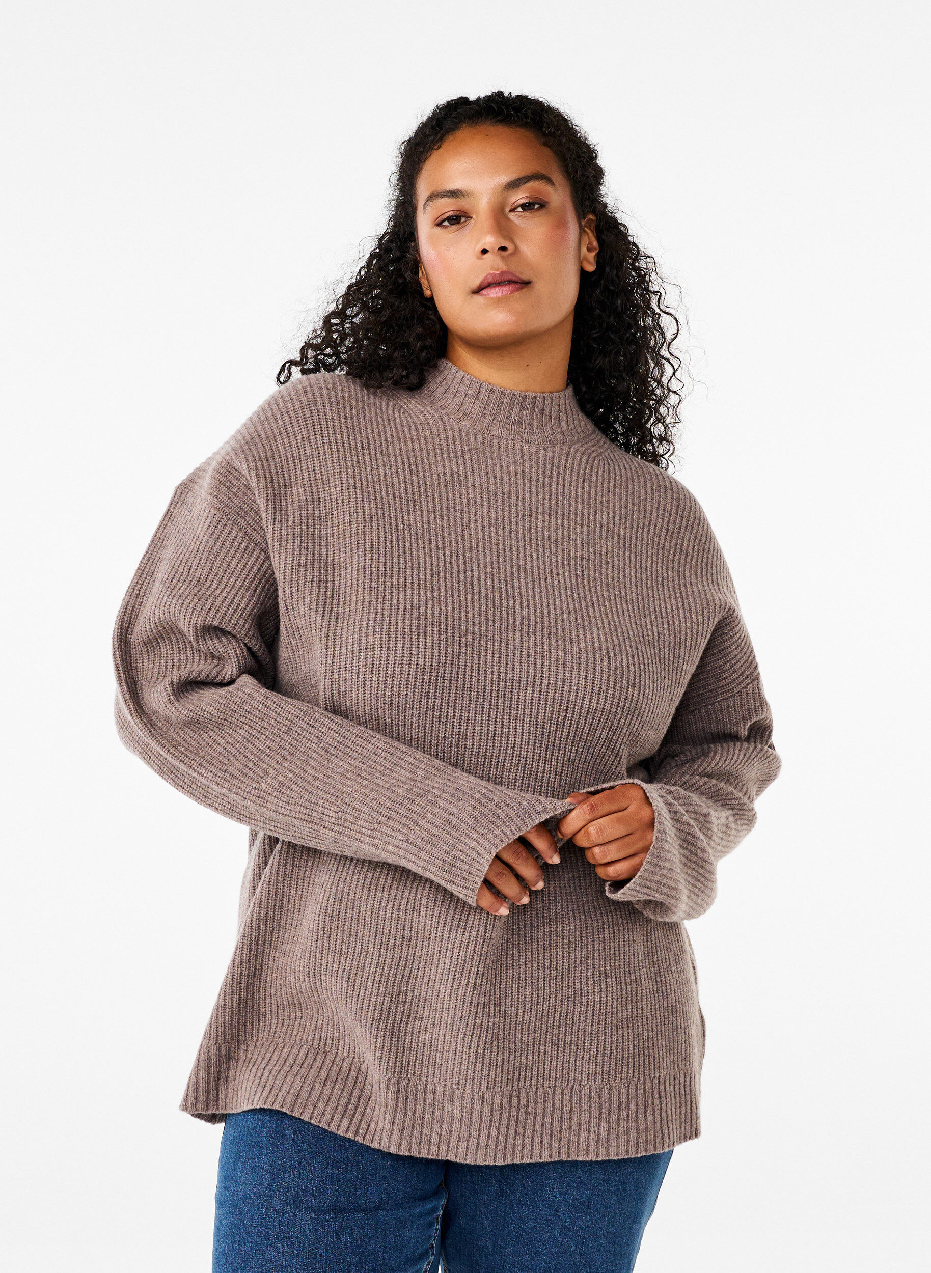 Zizzifashion Loose knitted merino wool sweater, Desert Taupe Mel., Model image number 0