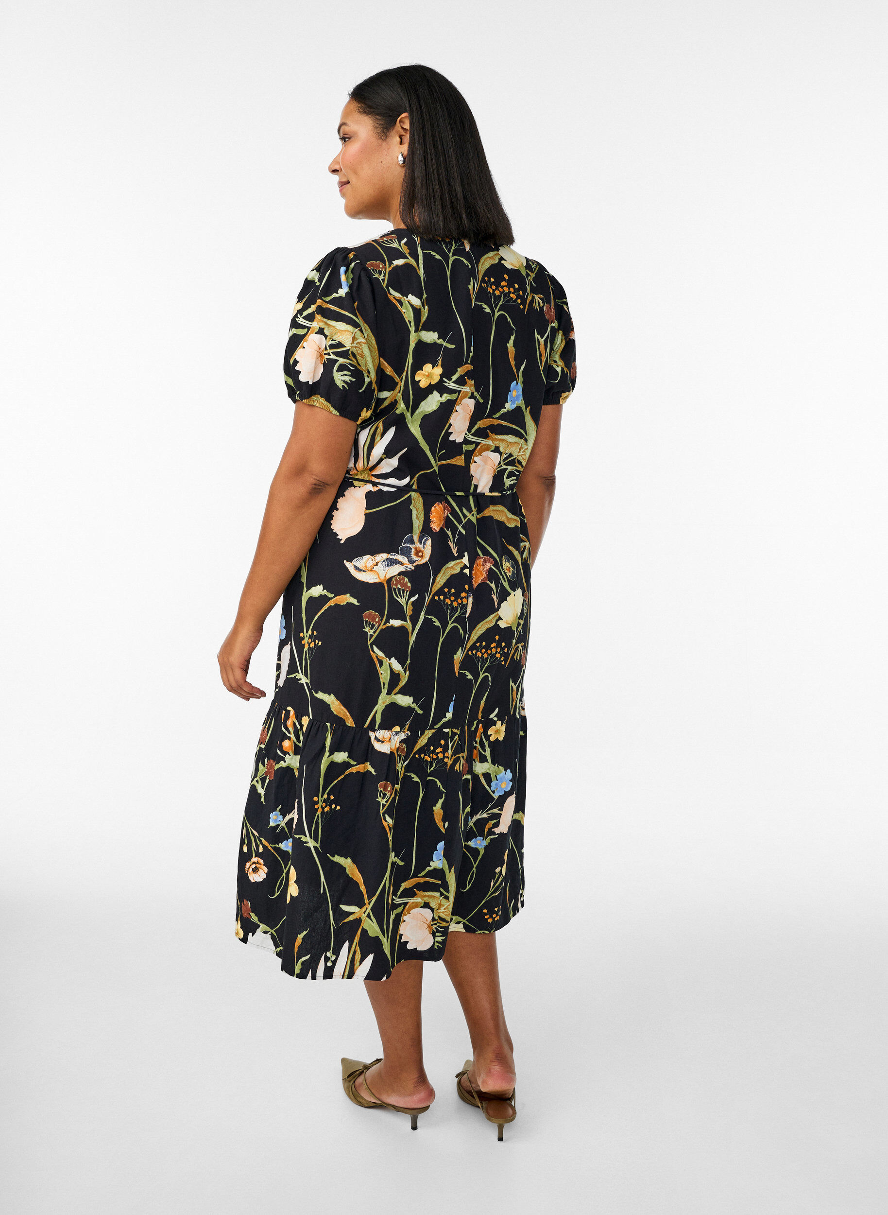 Zizzifashion Midi dress with floral print and tie-belt, Black, Model image number 2