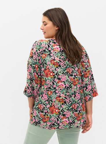Floral blouse with 3/4 sleeves, Green Flower AOP, Model image number 1
