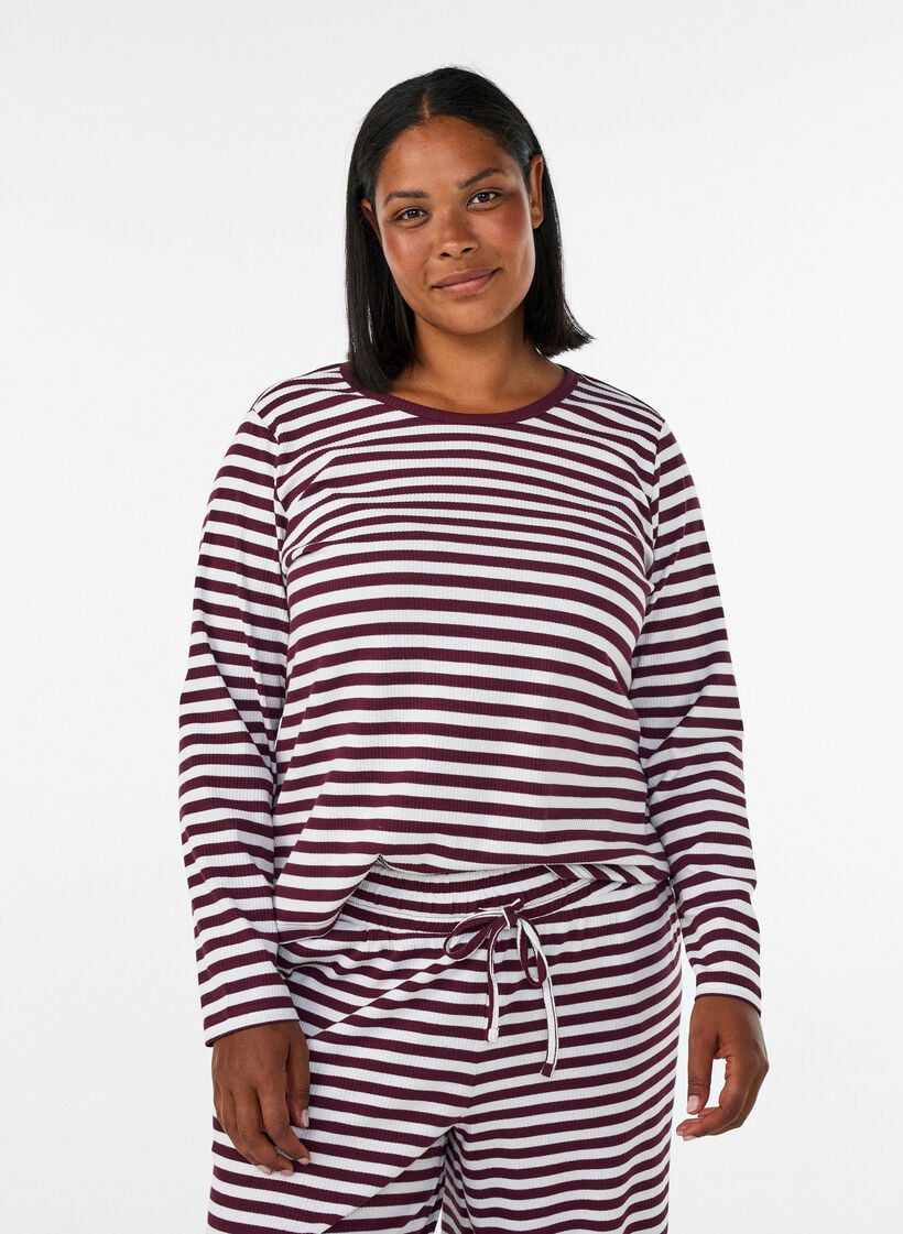 Long-sleeved night top in ribbed jersey with stripes, Red, Model image number 0