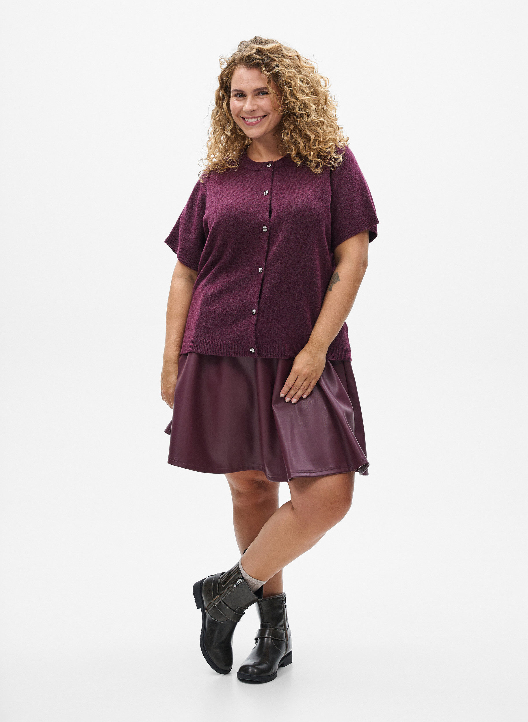 ZizzifashionKnitwear cardigan with short sleeves, Dark Bordeaux, Model image number 1