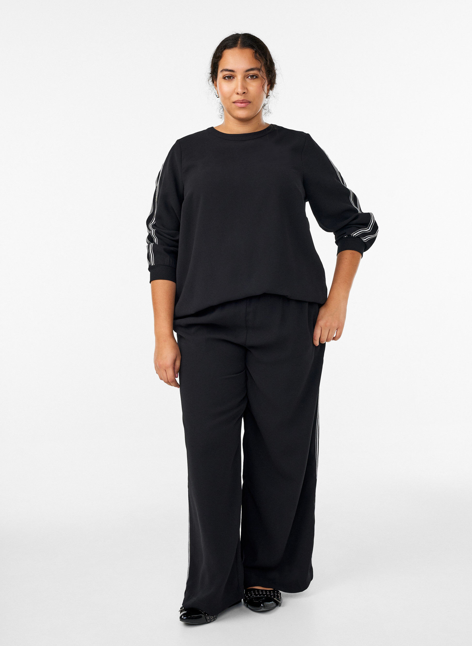 Zizzifashion Blouse with stripe detail on the sleeves, Black, Model image number 1