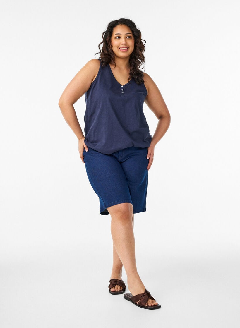 Tank top in organic cotton with V-neck and buttons, Blue, Model image number 1