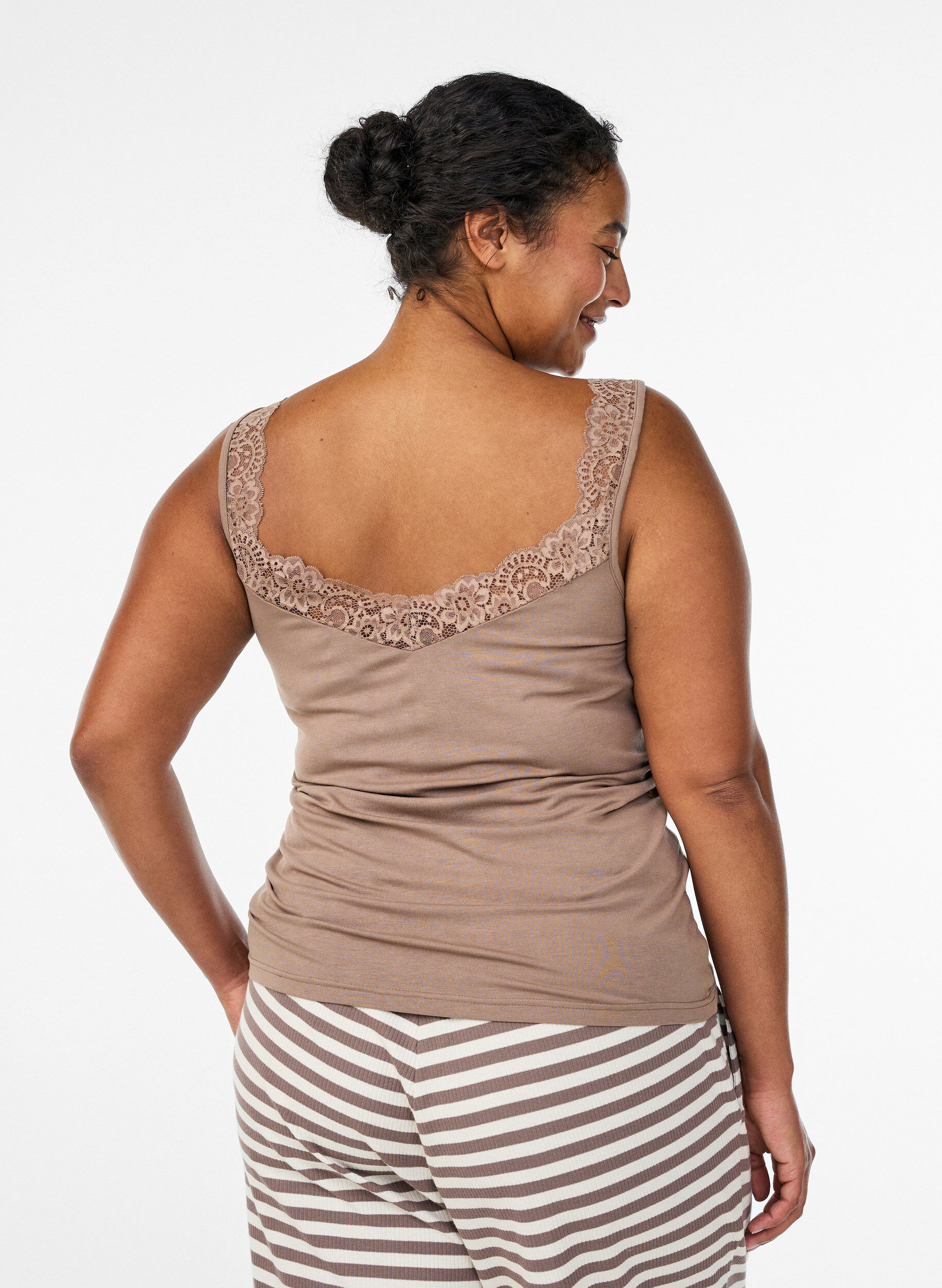 ZizzifashionViscose top with lace edge, Beige, Model image number 2