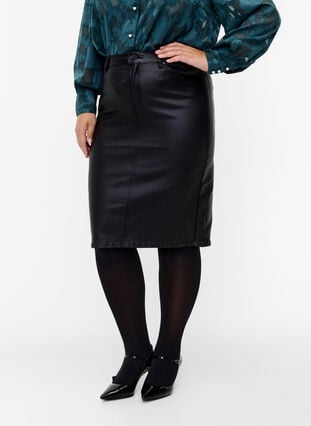 Coated skirt with slit, Black, Model image number 2