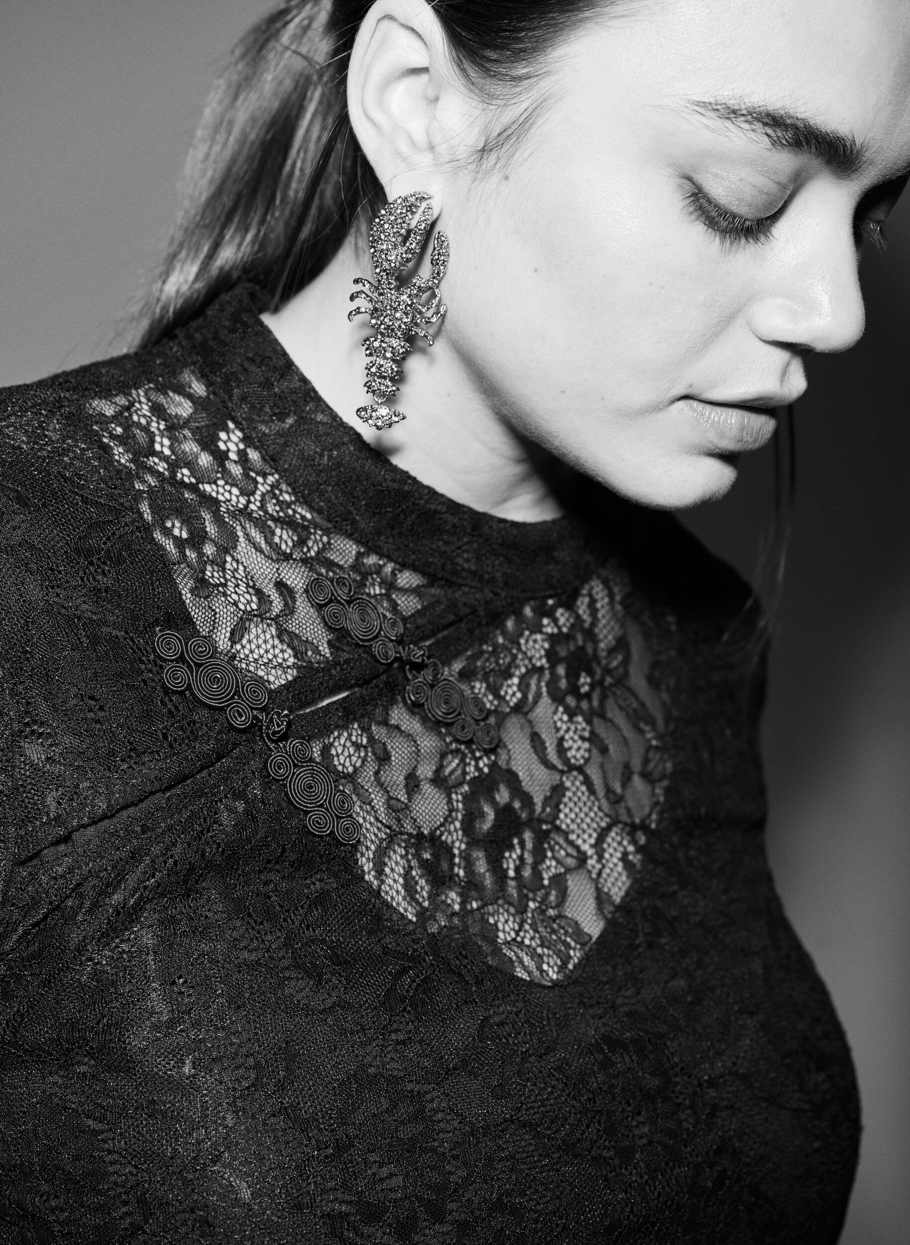 Zizzifashion Lace blouse with twist detail and short sleeves, Black, Image image number 0