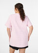 T-shirt in embossed cotton jersey, Rose, Model image number 2