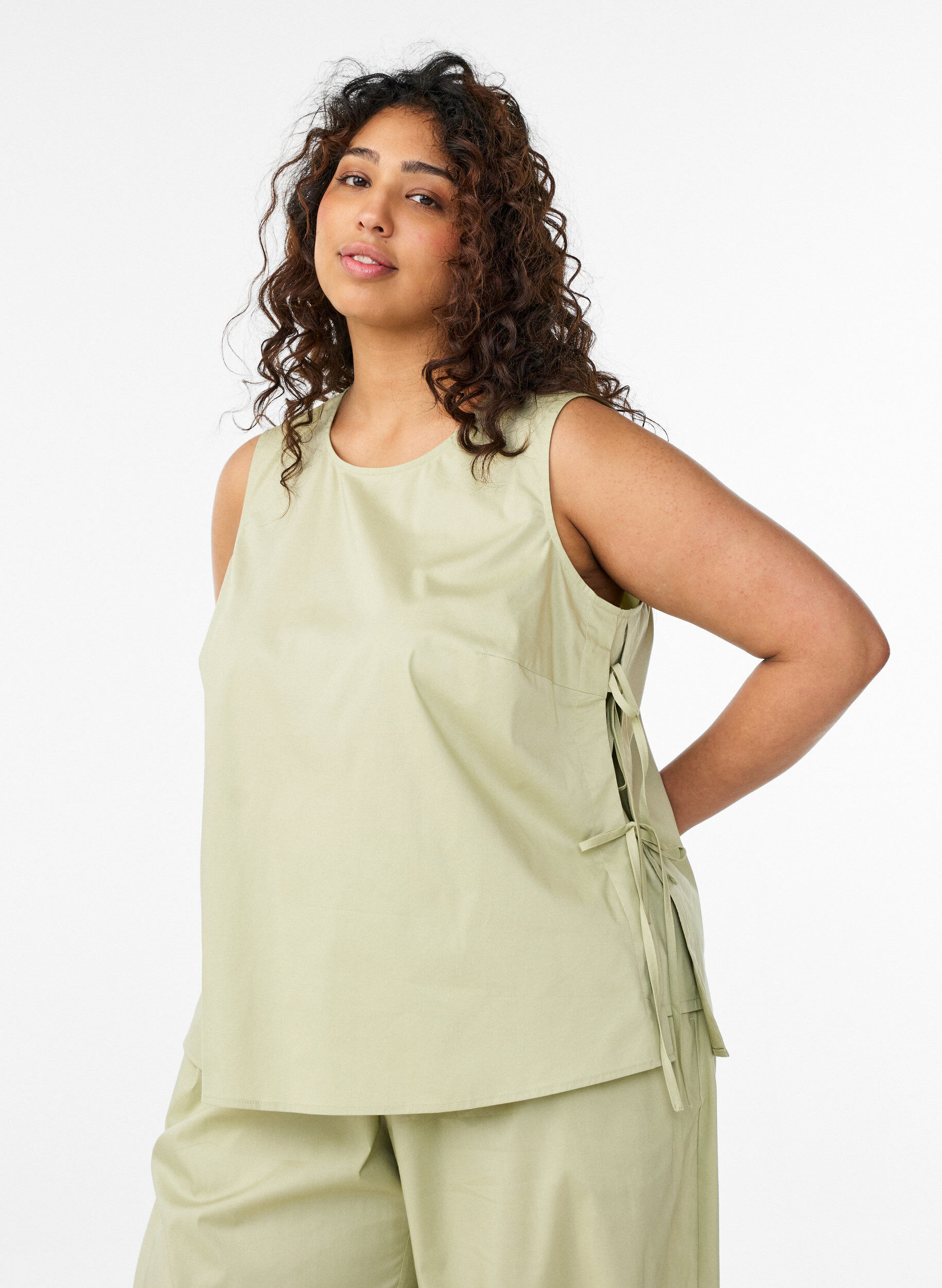 ZizzifashionSleeveless top with tie detail at the sides, Green, Model image number 0
