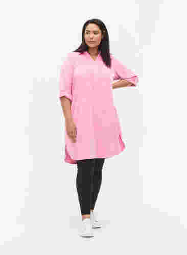Velvet dress with 3/4-length sleeves and buttons, Begonia Pink, Model image number 1