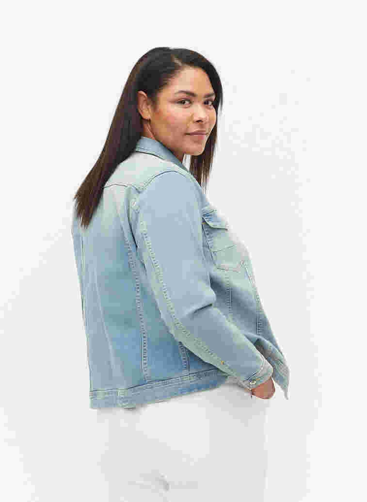 Light denim jacket with chest pockets, Light blue denim, Model image number 2