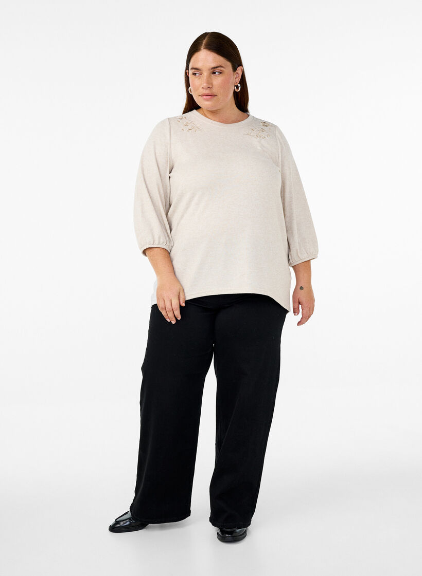 Blouse with floral embroidery and 3/4 sleeves, Oatmeal Melange, Model image number 2