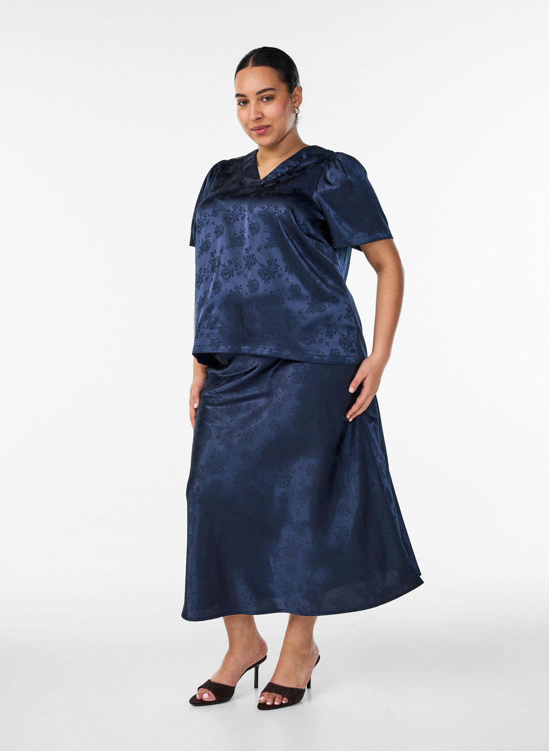 ZizzifashionSatin skirt with a tonal floral pattern, Blue, Model image number 0