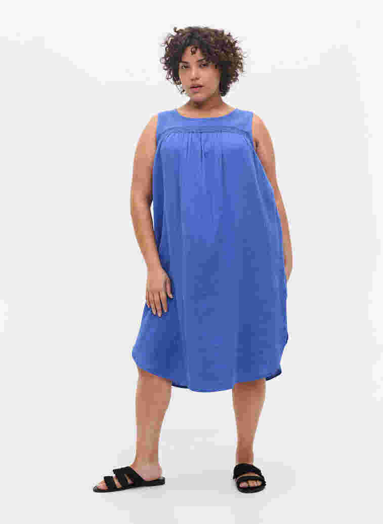 Sleeveless cotton dress in a-shape, Dazzling Blue, Model image number 2