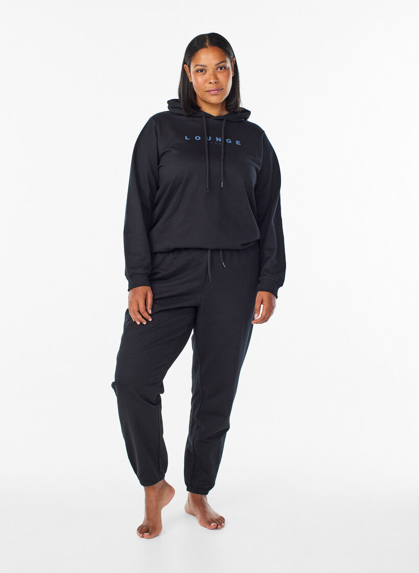 Sweatshirt with hood and print, Black, Model image number 1