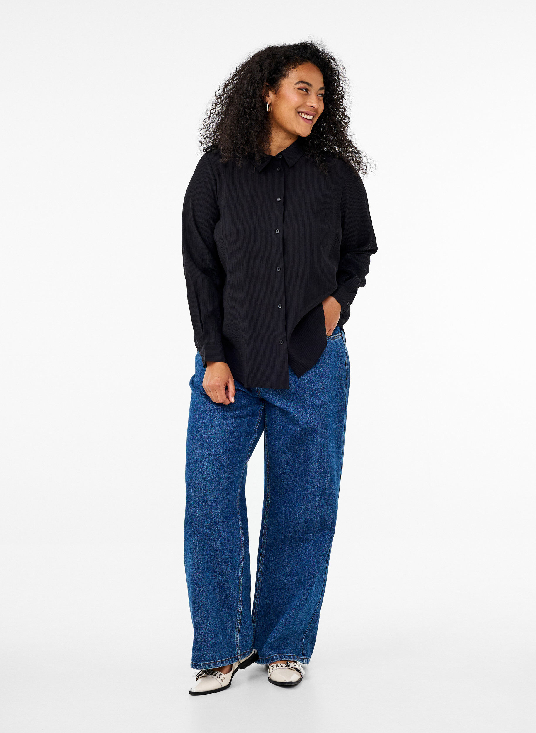 Zizzifashion Shirt with a striped texture, Black, Model image number 1