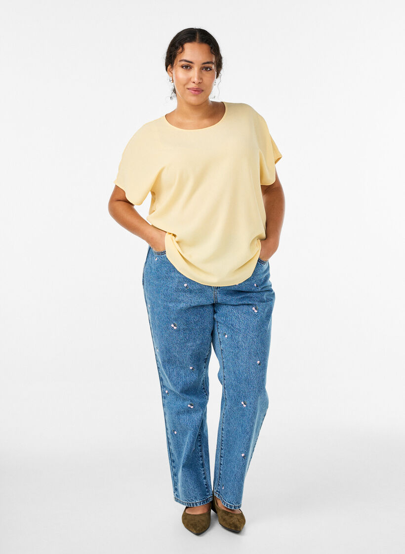Blouse with short sleeves and a round neckline, Yellow, Model image number 1