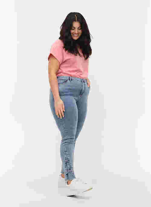 Cropped Amy jeans with bows
