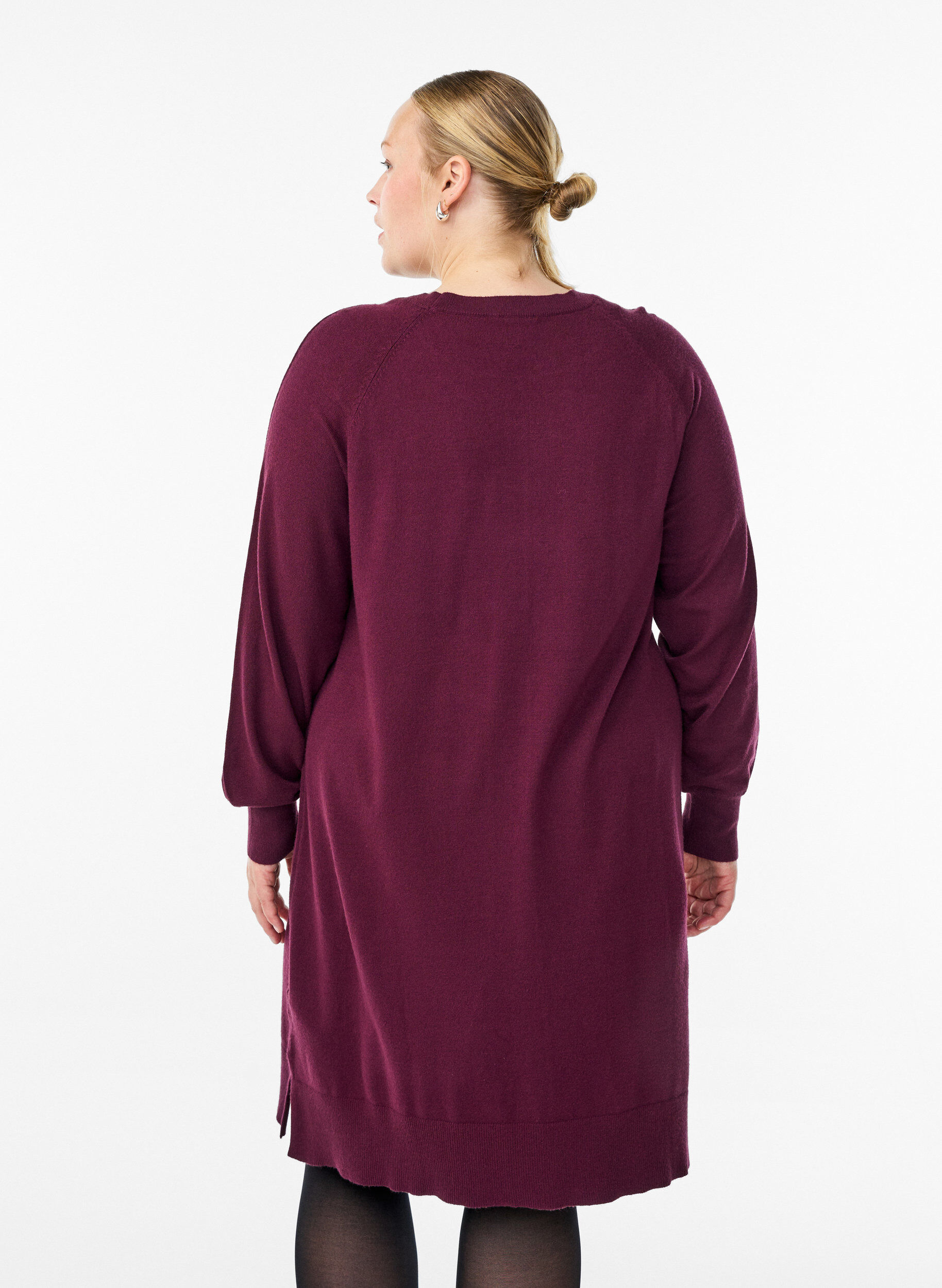 Zizzifashion Short knitted dress with raglan sleeves and a centre seam, Dark Bordeaux, Model image number 2