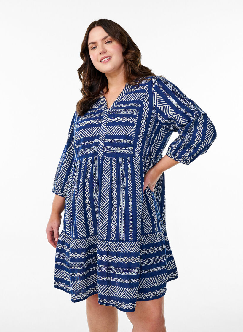 Short dress with graphic print and 3/4 sleeves, Blue, Model image number 0