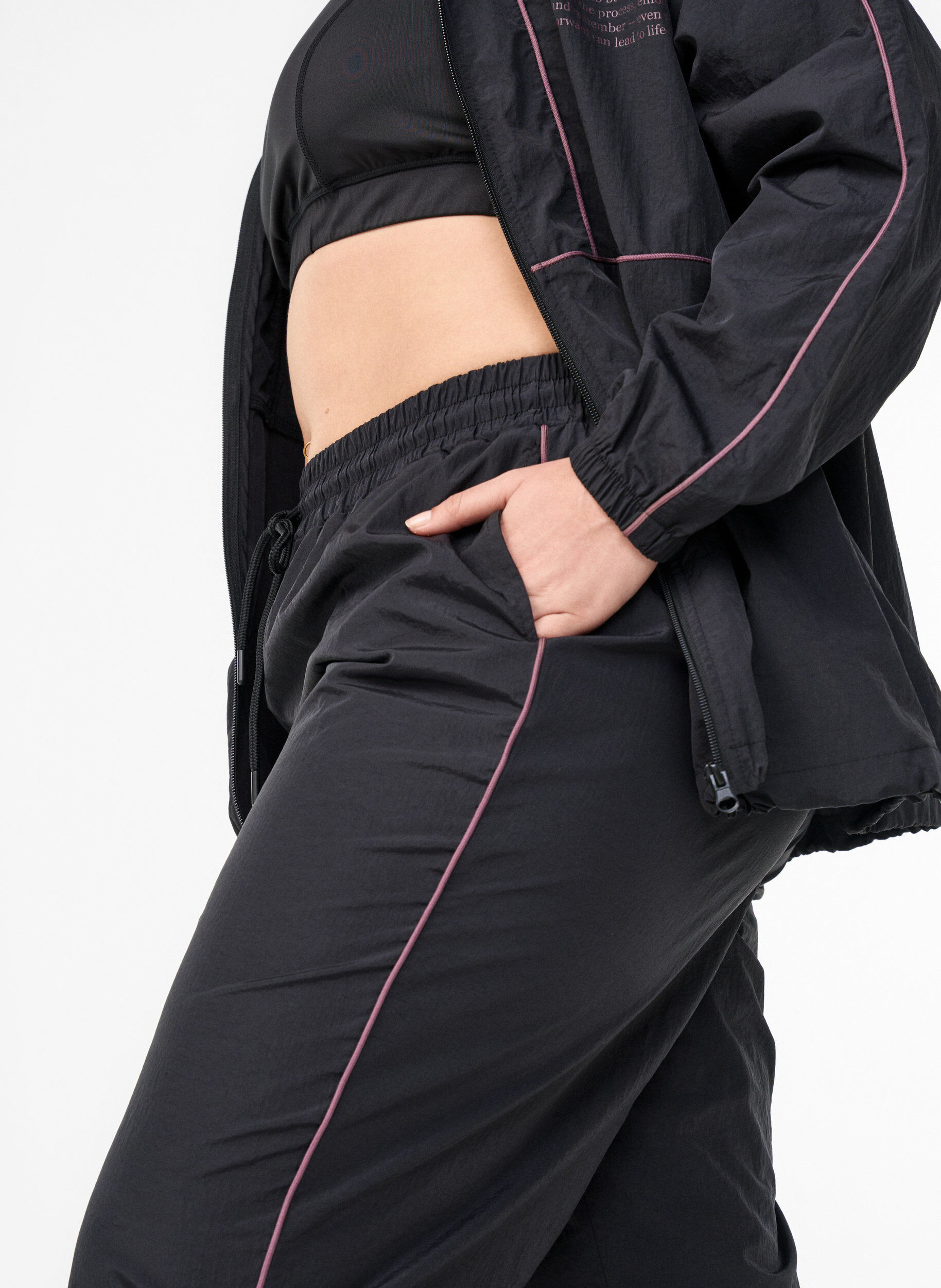 Zizzifashion Lightweight trousers with contrast piping and high waist, Black, Model image number 2