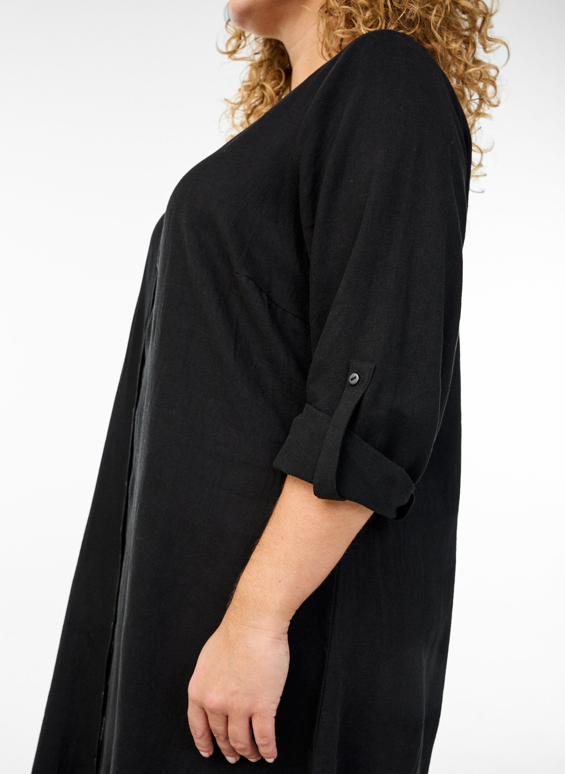 Zizzifashion Long shirt in linen and viscose, Black, Model image number 2
