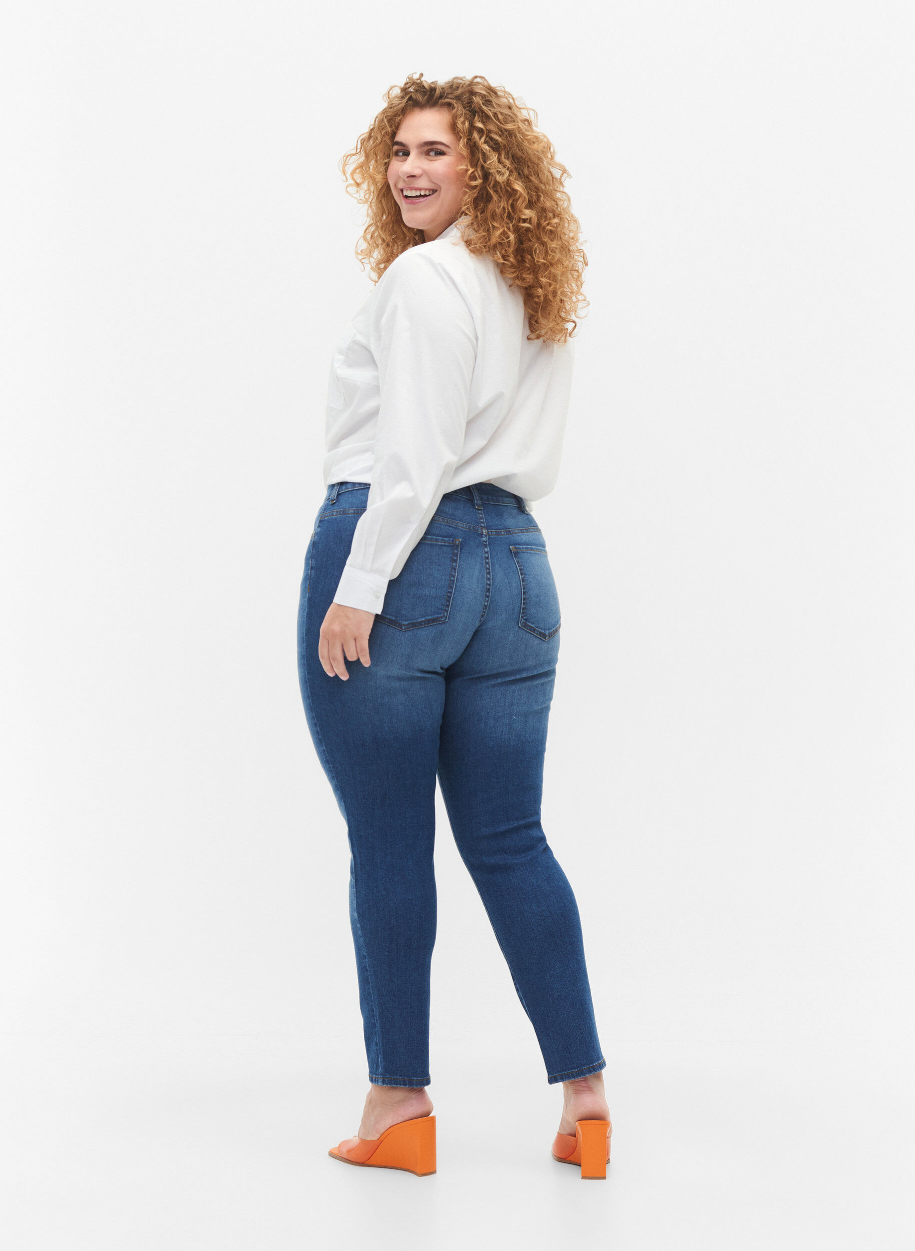Zizzifashion Emily jeans with regular waist and slim fit, Blue denim, Model image number 1