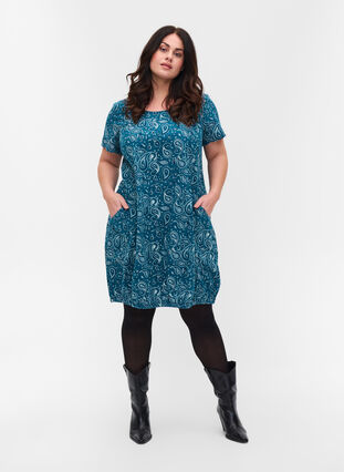Short-sleeved, printed cotton dress, Dragonfly Paisley, Model image number 2