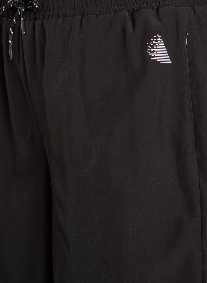 Training shorts with inner shorts and a phone pocket, Black, Packshot image number 2