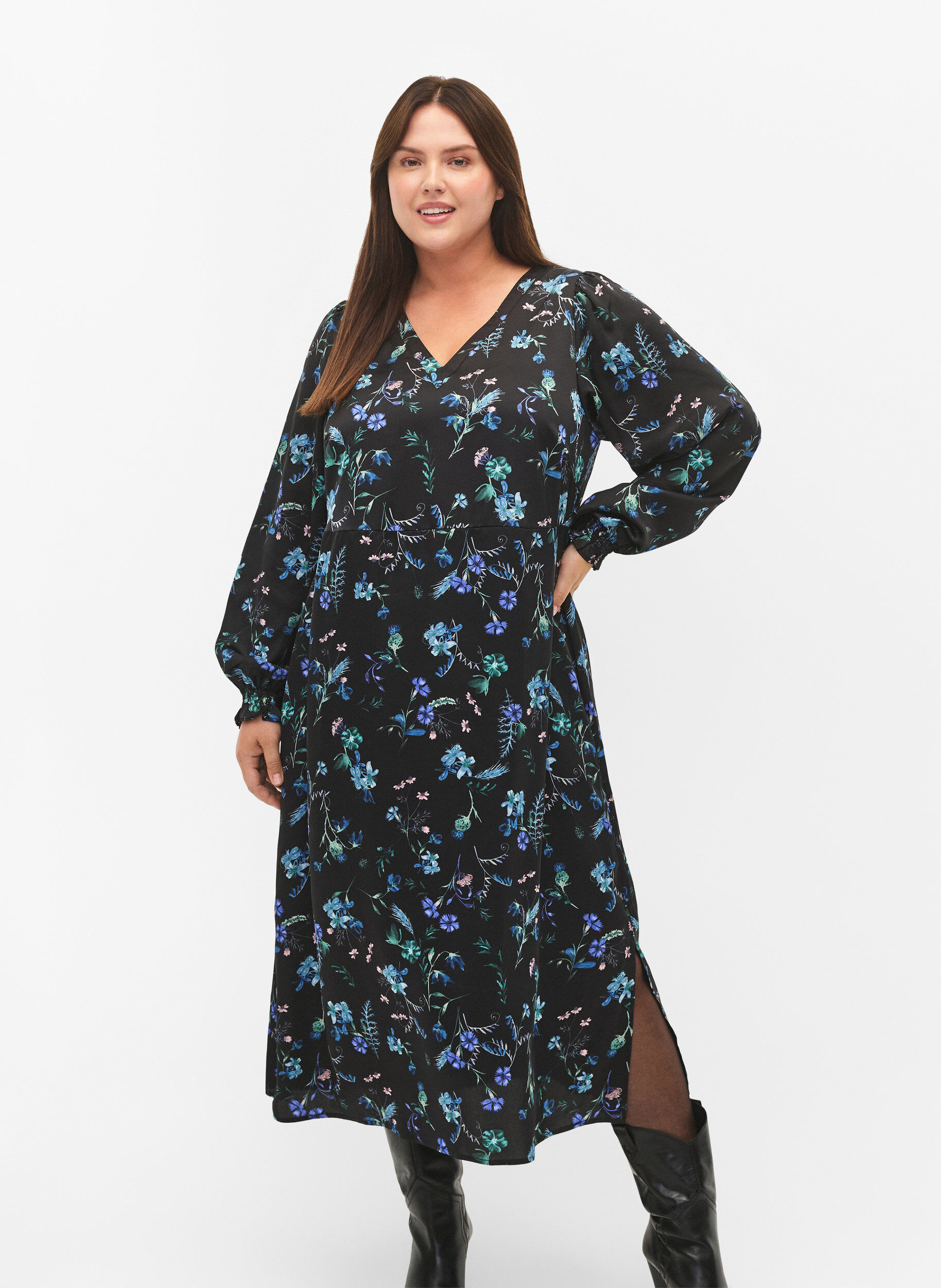 Zizzifashion Long-sleeved midi dress with floral print, Blue Flower AOP, Model image number 2
