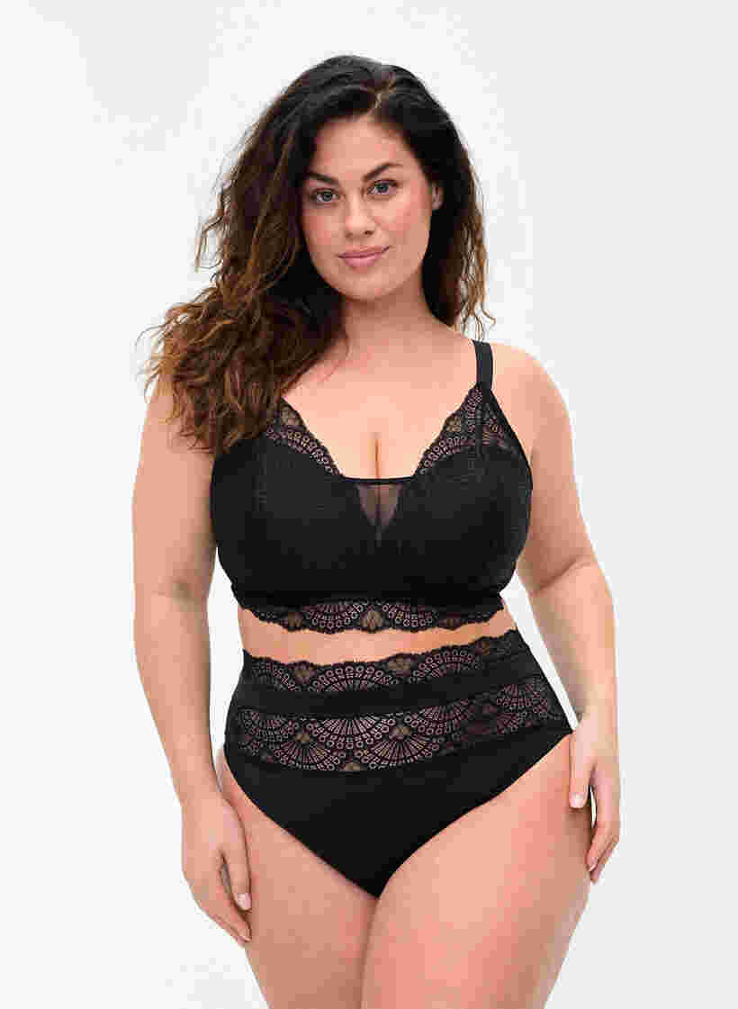Lightly padded lace bra with mesh, Black, Model image number 3