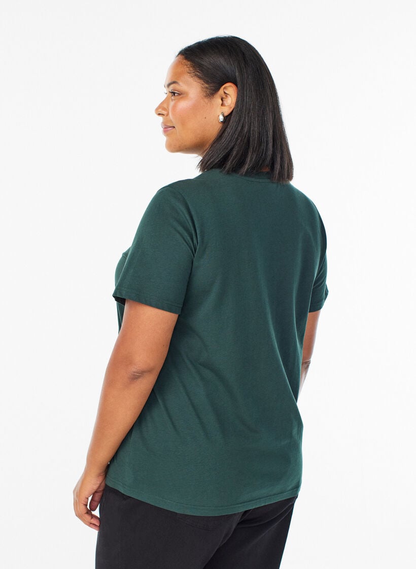 Basic cotton T-shirt with round neck, Green, Model image number 2
