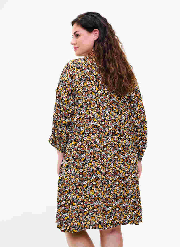 Floral tunic in viscose, Black Ditsy, Model image number 2