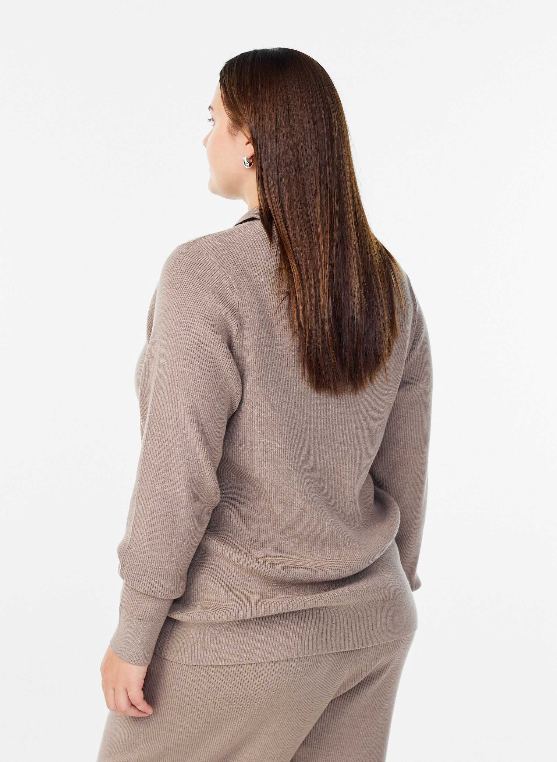 Zizzifashion Rib-knitted pullover with polo collar and zip, Beige, Model image number 2
