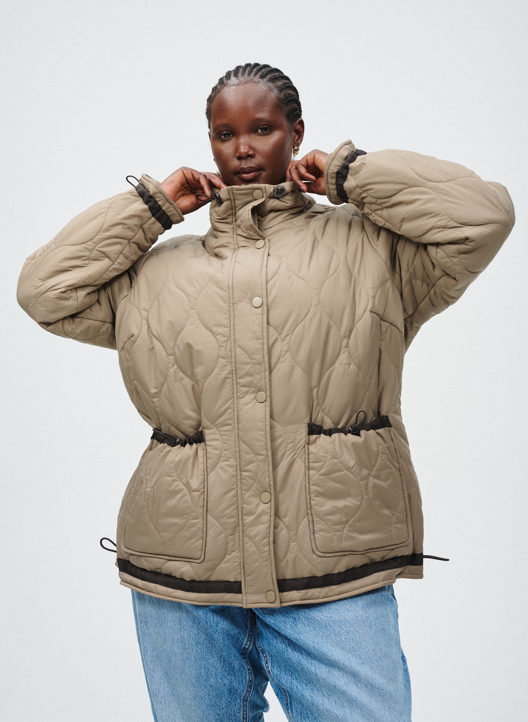 Zizzifashion Short quilted jacket with contrast details, Beige, Image image number 0