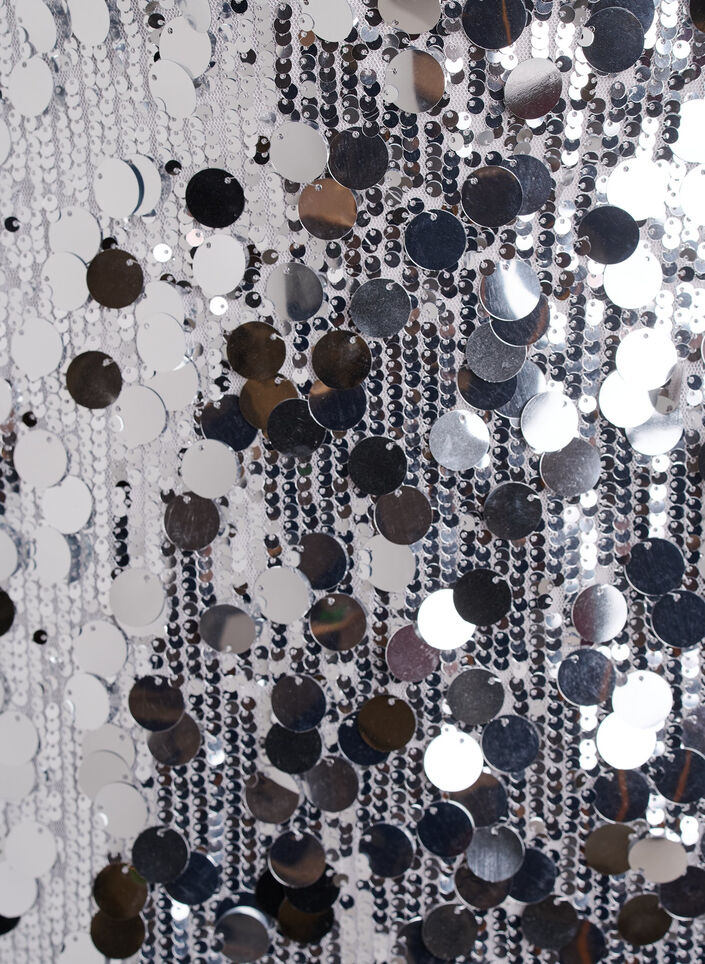 Short sequin skirt with an elasticated waistband, Silver, Packshot image number 2