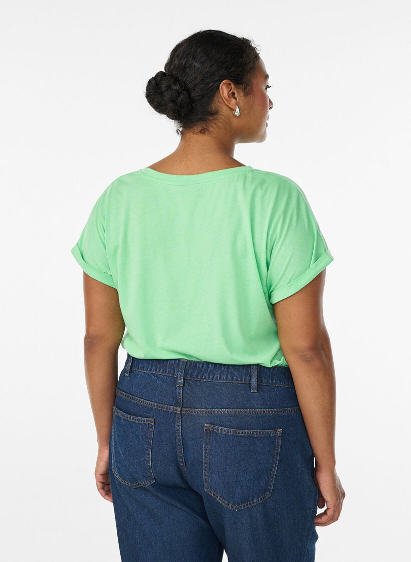 Short-sleeved cotton blend t-shirt, Green, Model image number 2