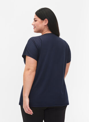 Short-sleeved sports T-shirt with V-neckline, Night Sky, Model image number 1