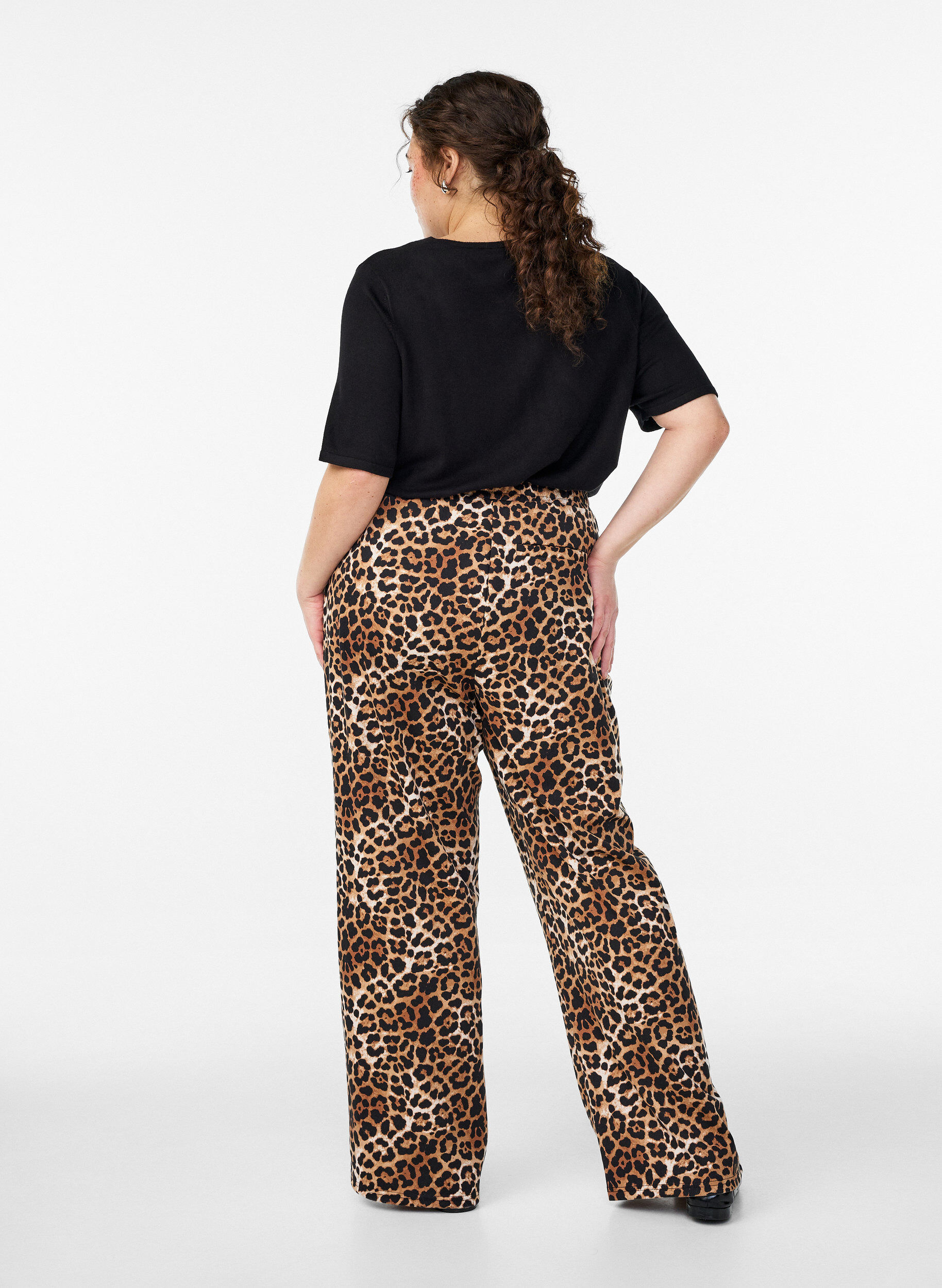 Zizzifashion Leopard print straight-leg trousers, Brown, Model image number 1