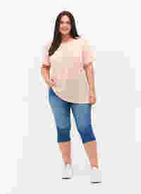 High waisted Amy capri jeans with super slim fit, Light blue denim, Model