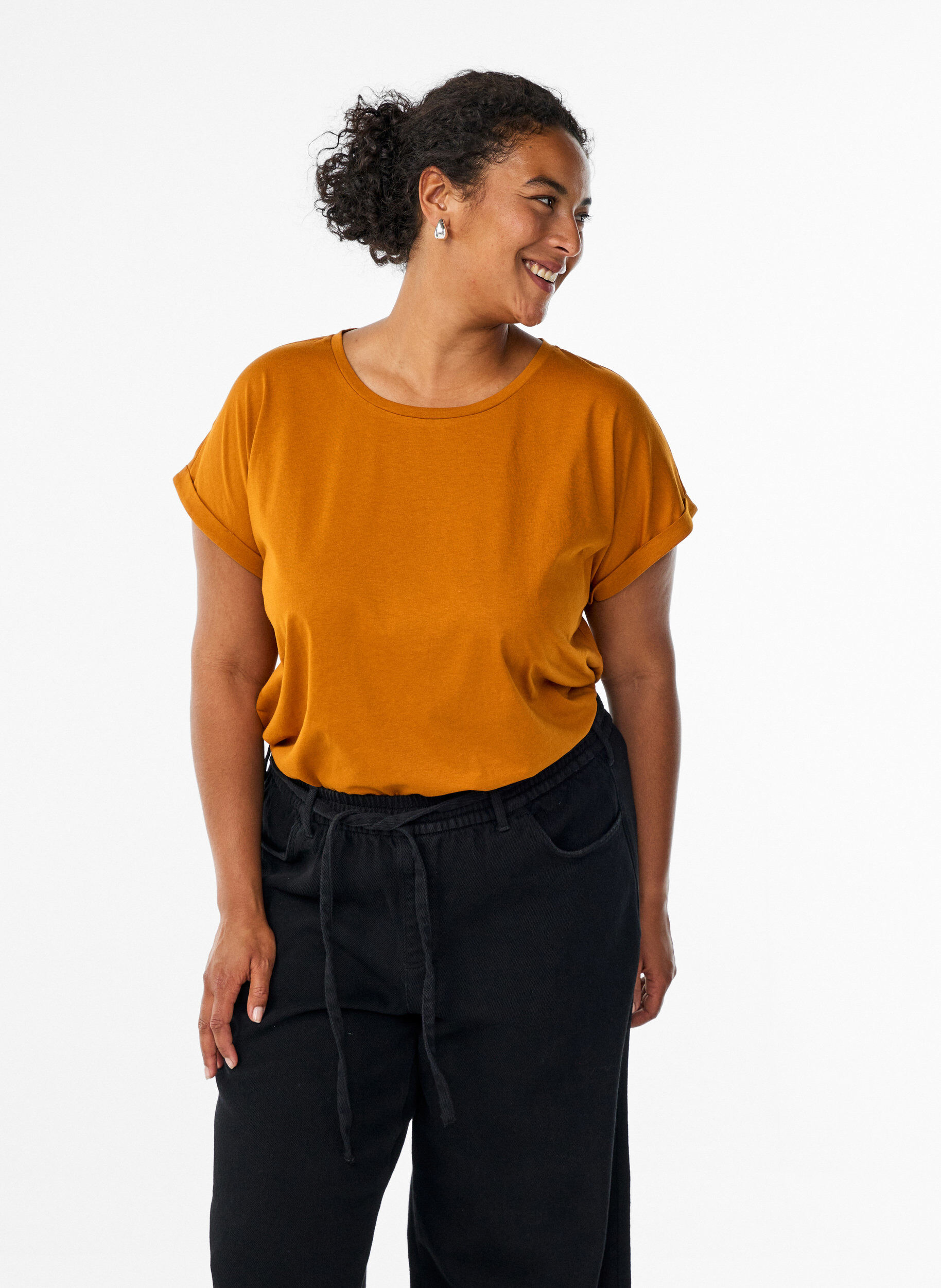 Short sleeve cotton blend T-shirt, Orange, Model