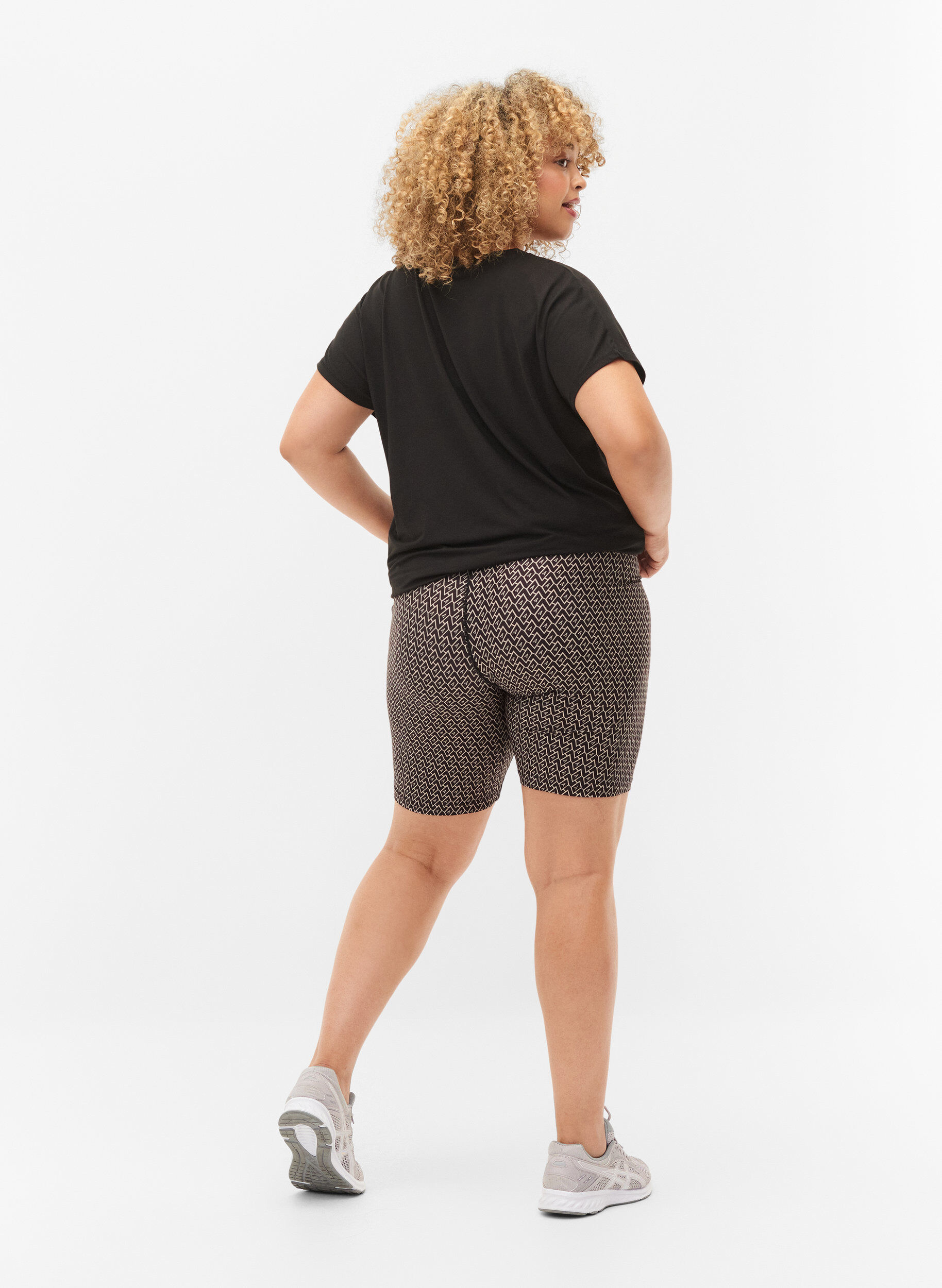 Zizzifashion Printed training shorts, Black w. Text Print, Model image number 1