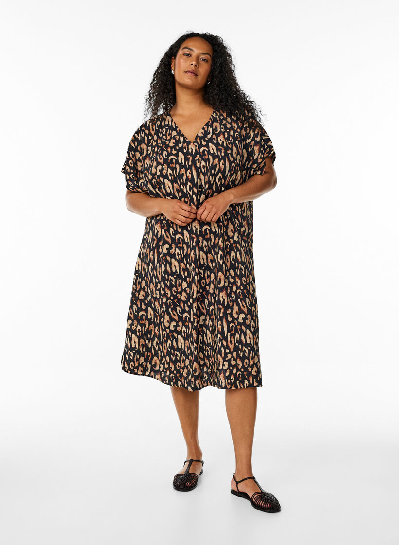 V-neck dress in viscose, Black, Model image number 1
