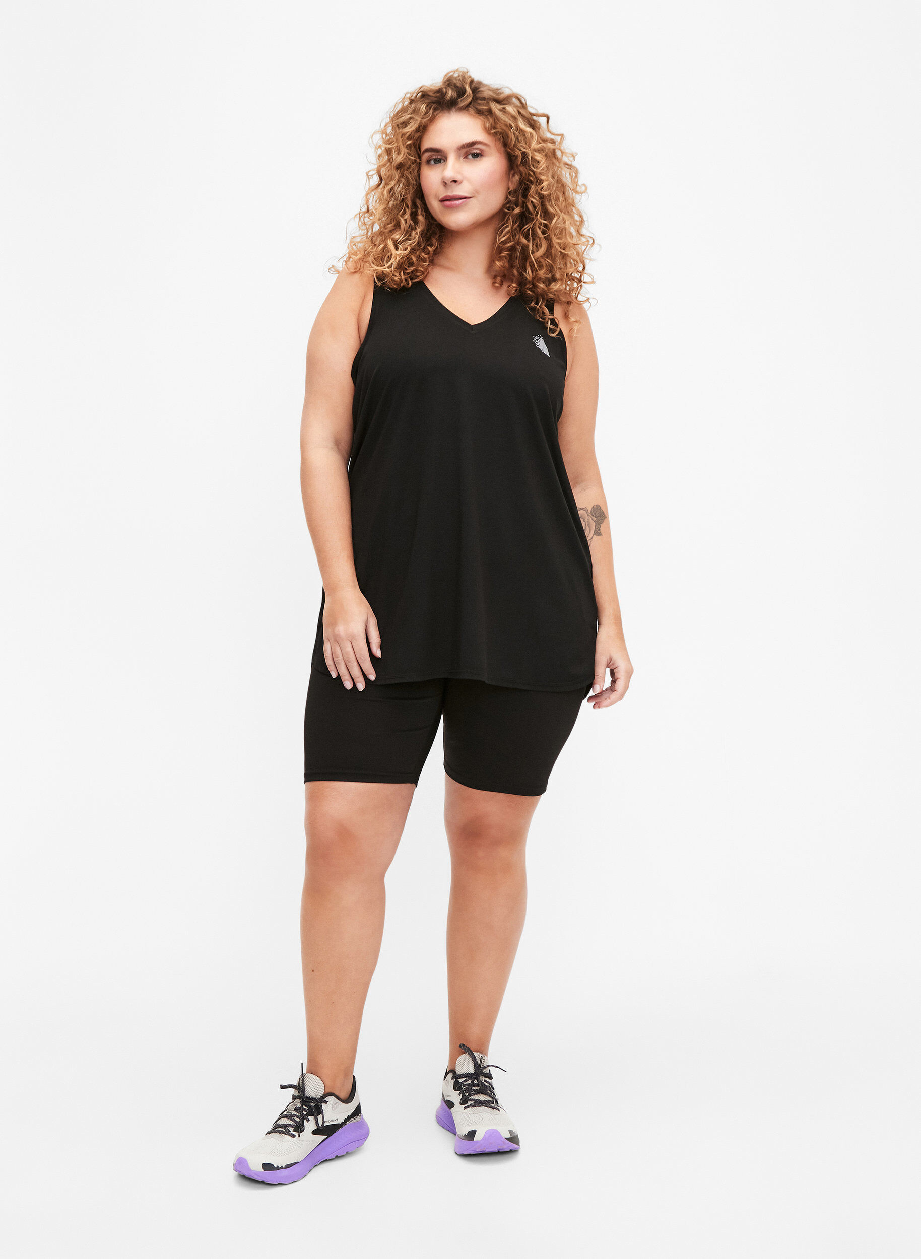 Zizzifashion V-neck training top, Black, Model image number 2