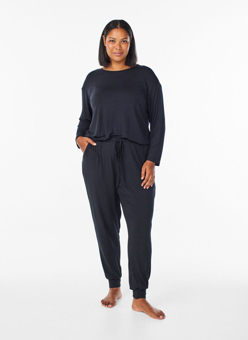 Night trousers in modal with high waist, Black, Model image number 0